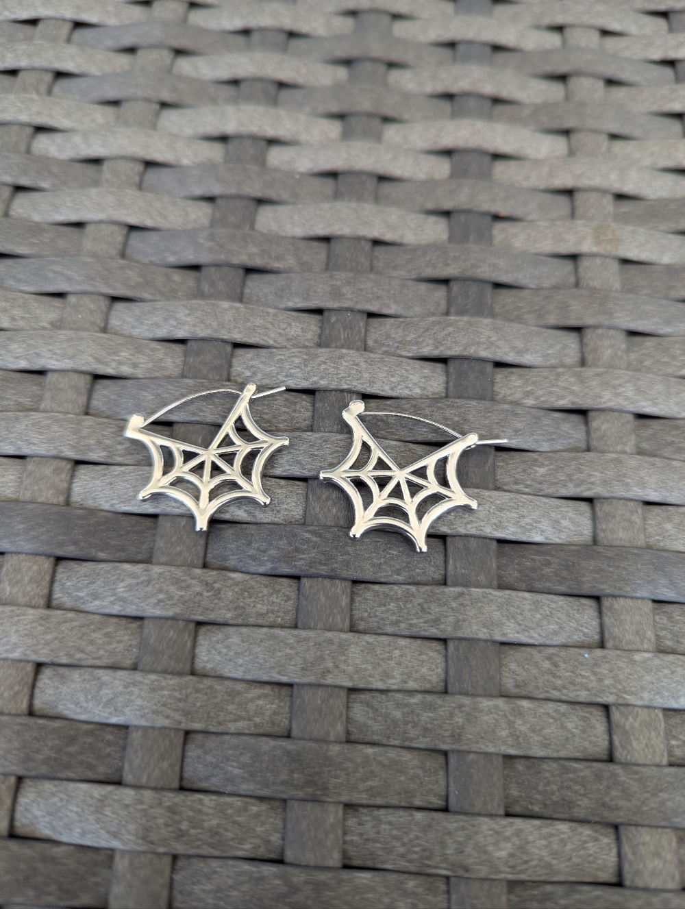 New! Pura Vida Silver Halloween Spider Web Hoop Earrings
